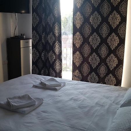 Apartament Teo Caransebeş 外观 照片